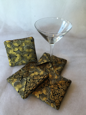 A Touch of Gold Spheres