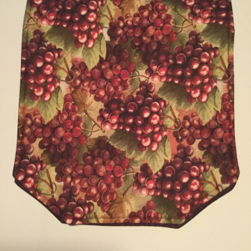 4 Corner Padded Table Runner - Grape Harvest