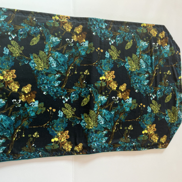 Blue Flowers Passion Padded Table Runner